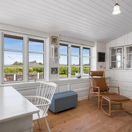 Katri - 500m From The Sea By Interhome Saltum
